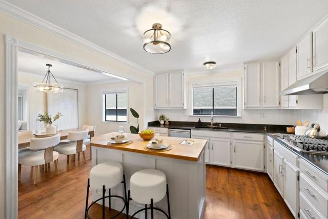 266 6th Street, Montara, CA 94037