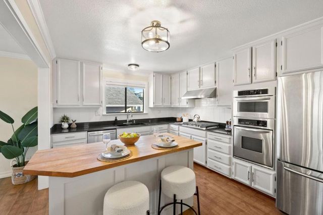 266 6th Street, Montara, CA 94037