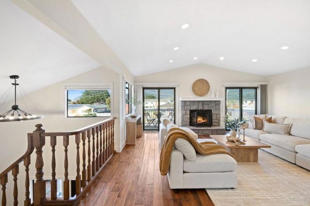 266 6th Street, Montara, CA 94037