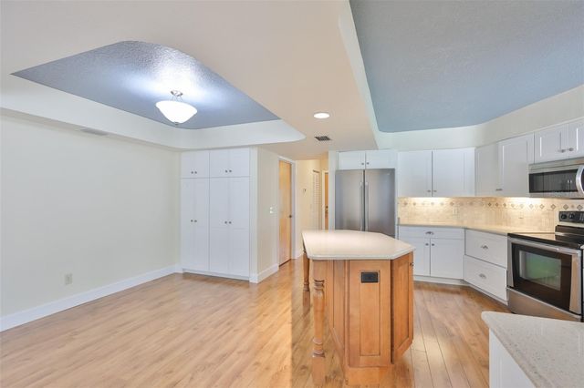 508 RUNNING HORSE ROAD, Seffner, FL 33584