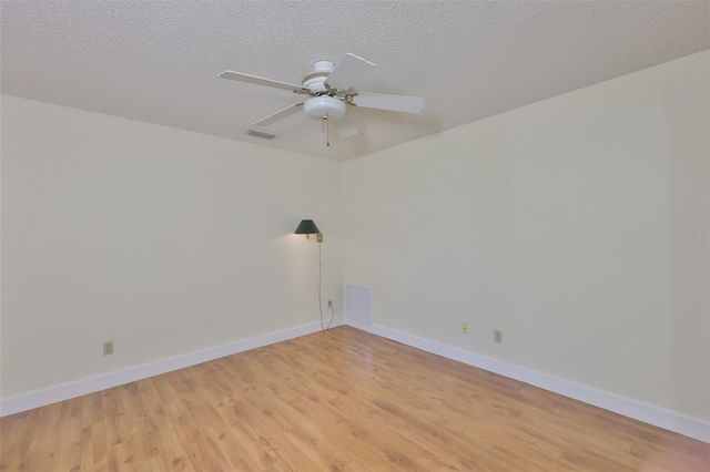 508 RUNNING HORSE ROAD, Seffner, FL 33584