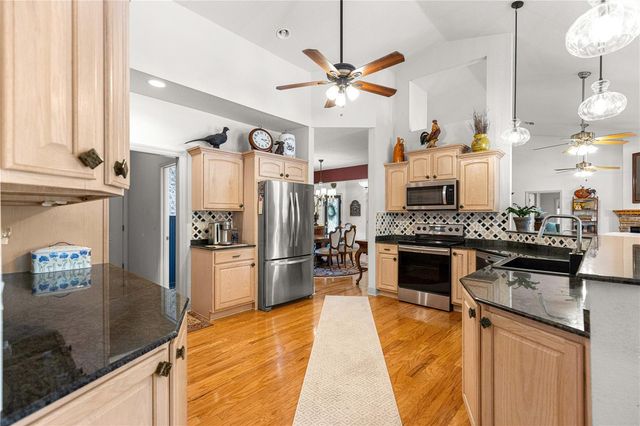9041 SW 14TH AVENUE, Ocala, FL 34476