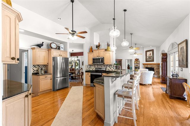 9041 SW 14TH AVENUE, Ocala, FL 34476