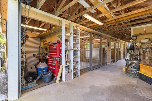 9041 SW 14TH AVENUE, Ocala, FL 34476