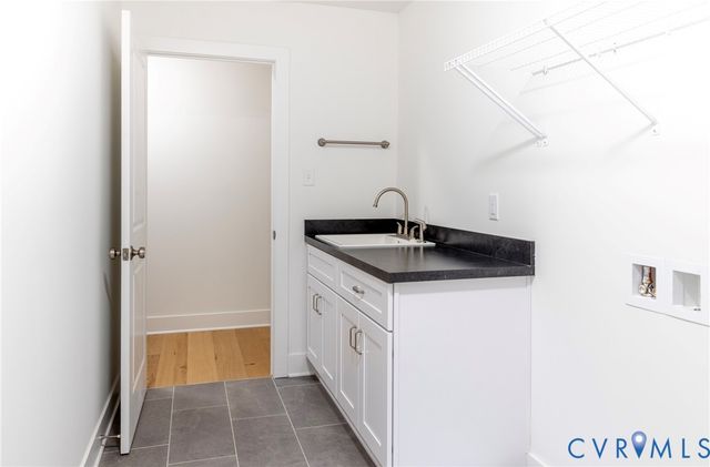 17307 Burtmoor Ct, Moseley, VA 23120
