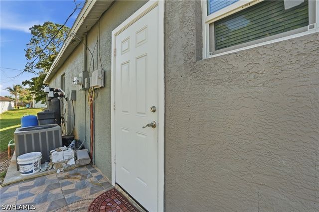 8346 Bamboo RD, Fort Myers, FL 33967