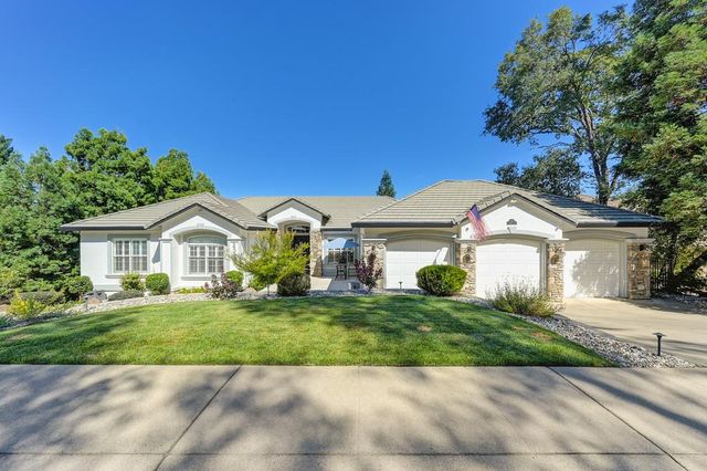 2367 Clubhouse Dr, Rocklin, CA 95765