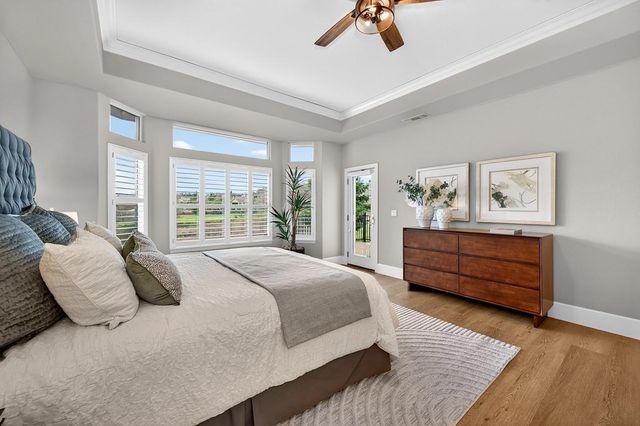 2367 Clubhouse Dr, Rocklin, CA 95765