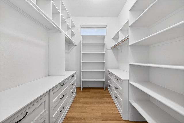 2367 Clubhouse Dr, Rocklin, CA 95765