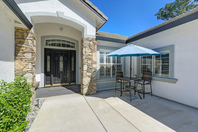 2367 Clubhouse Dr, Rocklin, CA 95765