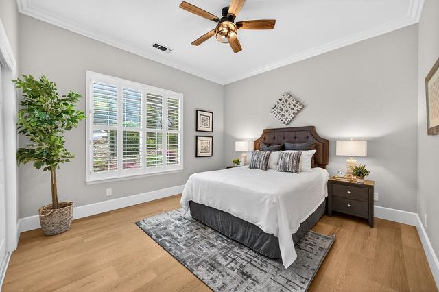 2367 Clubhouse Dr, Rocklin, CA 95765