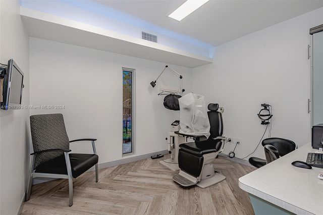 7700 Davie Road Ext, Hollywood, FL 33024