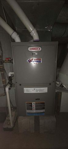 2613 W Walnut Street, Springfield, MO 65806