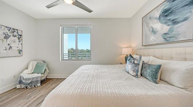 1709 N TAMIAMI TRAIL 502, Sarasota, FL 34234