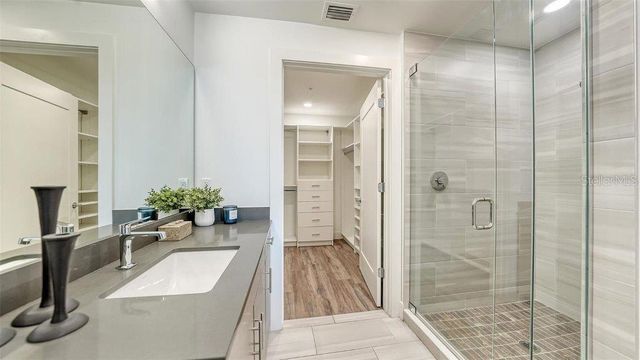 1709 N TAMIAMI TRAIL 502, Sarasota, FL 34234