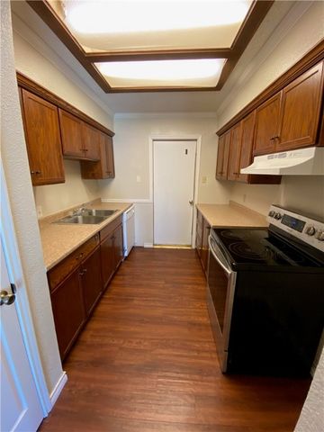 5345 Woodgate Dr, Corpus Christi, TX 78413