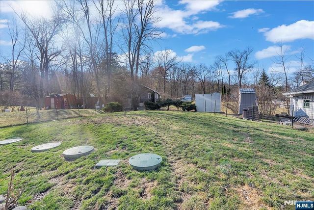 29 Bushwick Lane, West Milford, NJ 07480