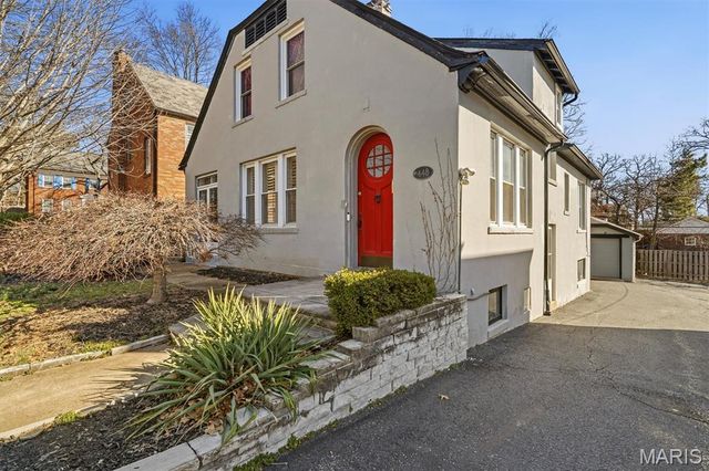 448 N Hanley Road, University City, MO 63130