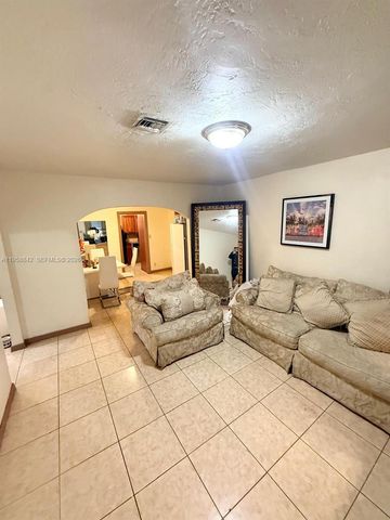 1100 N 24th Ave, Hollywood, FL 33020