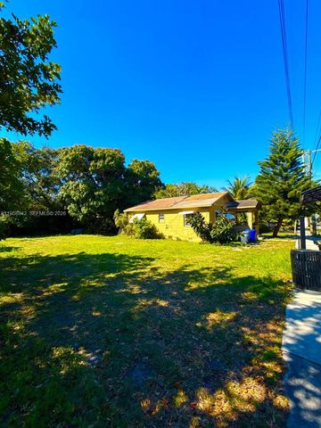 1100 N 24th Ave, Hollywood, FL 33020