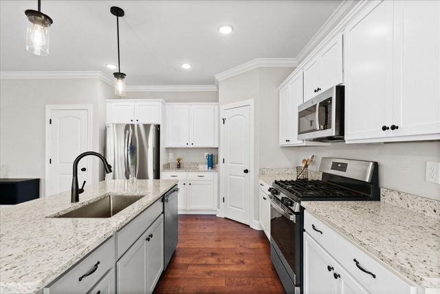 4054 Inlet Loop, Chattanooga, TN 37416