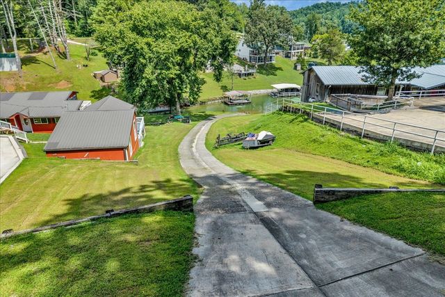 550 Shasteen Hollow Rd, Lynchburg, TN 37352
