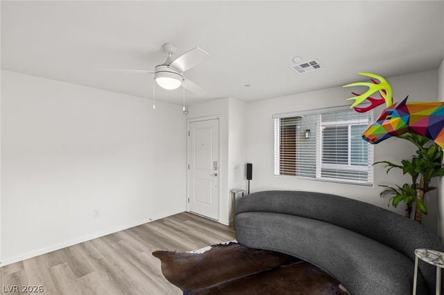 6829 Prairie Pearl Street, Las Vegas, NV 89148