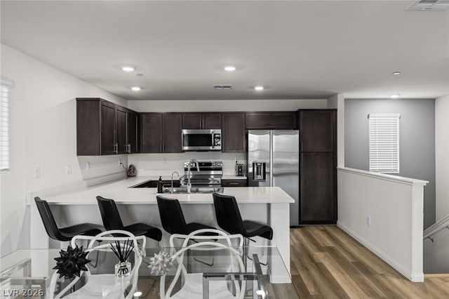 6829 Prairie Pearl Street, Las Vegas, NV 89148