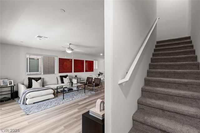 6829 Prairie Pearl Street, Las Vegas, NV 89148