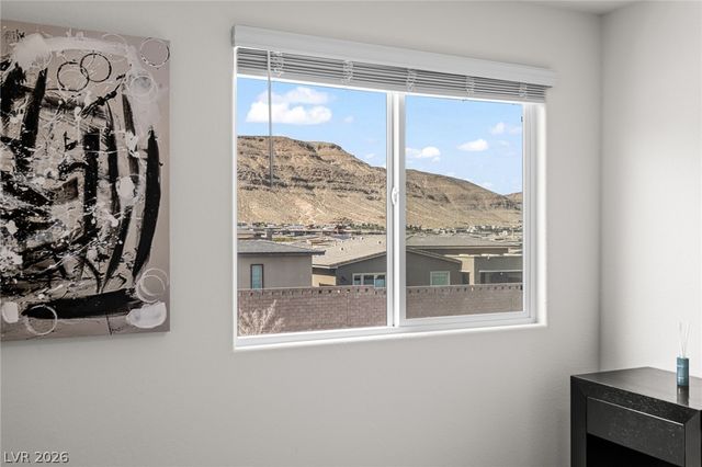 6829 Prairie Pearl Street, Las Vegas, NV 89148