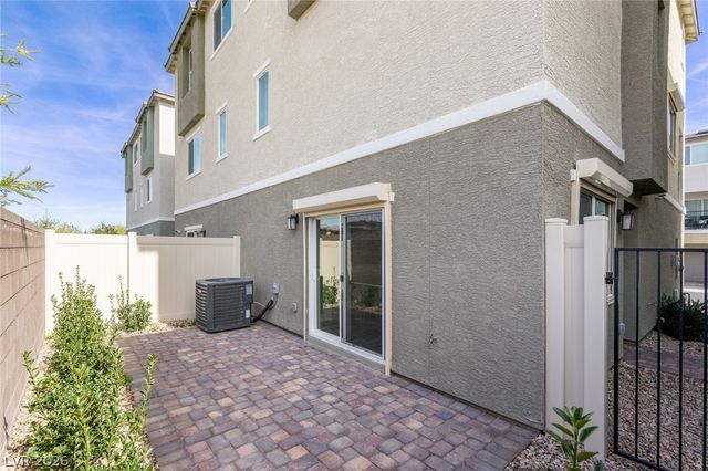 6829 Prairie Pearl Street, Las Vegas, NV 89148