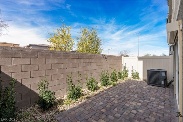 6829 Prairie Pearl Street, Las Vegas, NV 89148