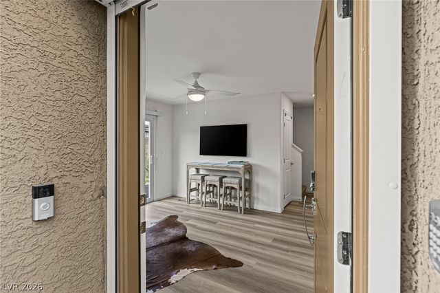 6829 Prairie Pearl Street, Las Vegas, NV 89148