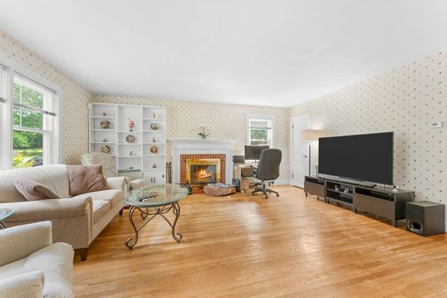 14 Angela Ter, Brockton, MA 02301