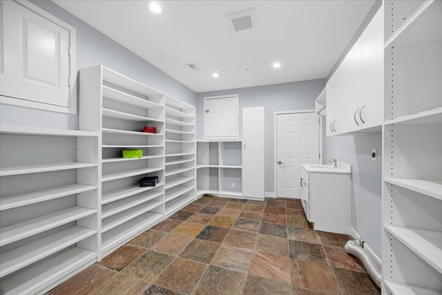 3208 Longfellow Drive, Belmont, CA 94002