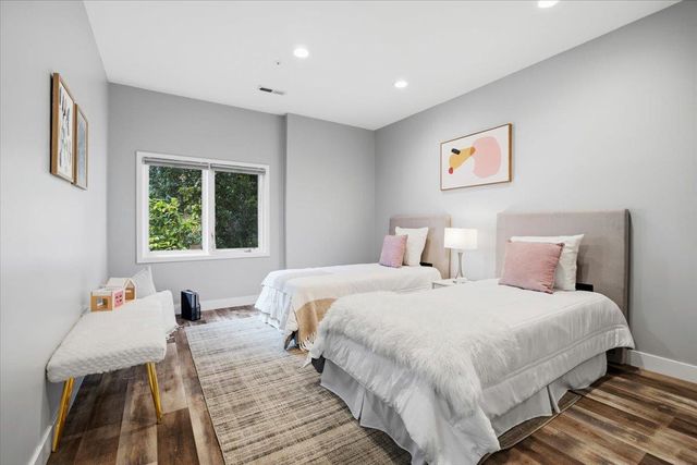 3208 Longfellow Drive, Belmont, CA 94002