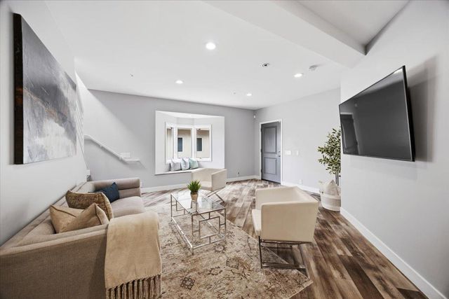 3208 Longfellow Drive, Belmont, CA 94002