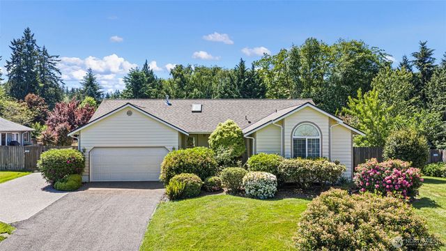 2324 Steamboat Loop E, Port Orchard, WA 98366