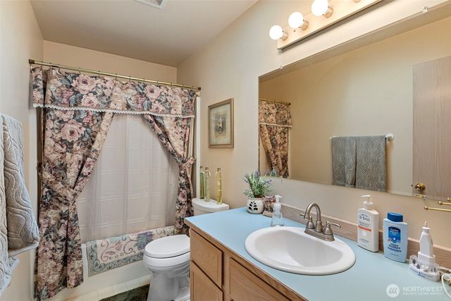2324 Steamboat Loop E, Port Orchard, WA 98366
