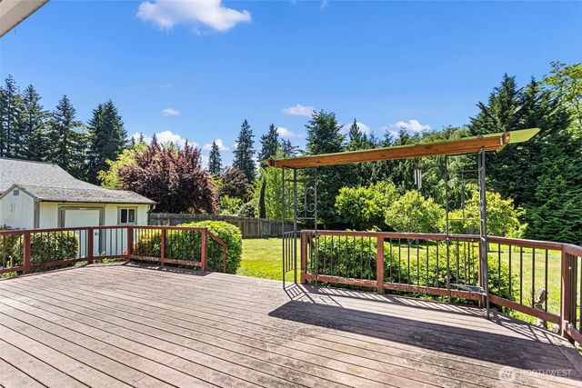 2324 Steamboat Loop E, Port Orchard, WA 98366