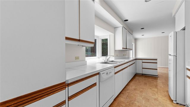 3515 Woodland Hills, Tuscaloosa, AL 35405