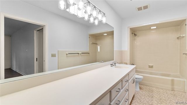 3515 Woodland Hills, Tuscaloosa, AL 35405
