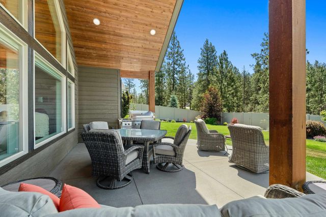 14308 E 39th Ln, Veradale, WA 99037