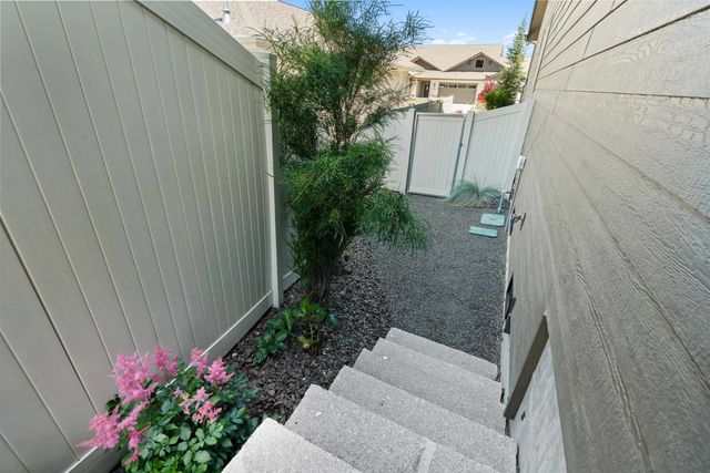 14308 E 39th Ln, Veradale, WA 99037