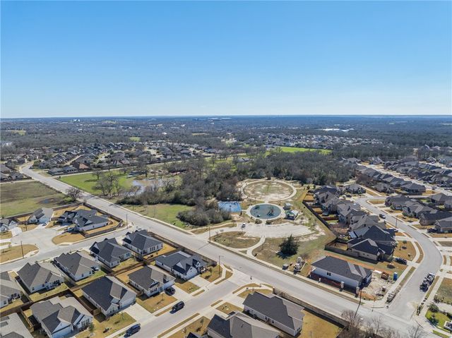 1913 Cambria Drive, Bryan, TX 77807