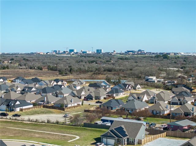 1913 Cambria Drive, Bryan, TX 77807