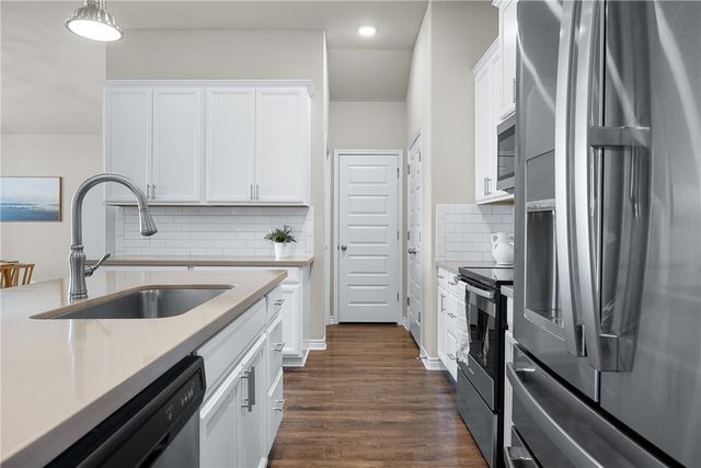 1913 Cambria Drive, Bryan, TX 77807