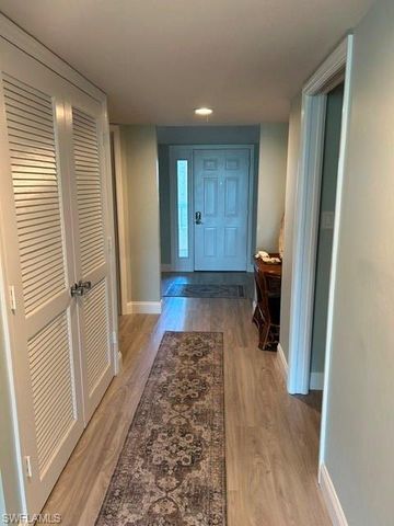 21 Bluebill AVE 303, Naples, FL 34108