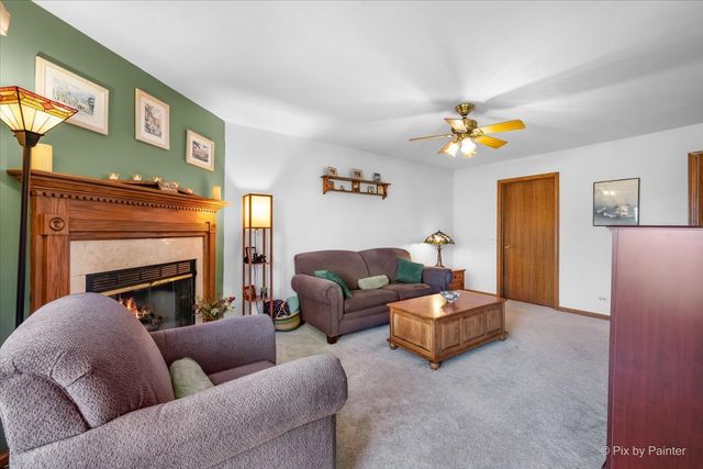 0N688 Chelsea Circle, Winfield, IL 60190