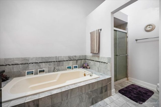 0N688 Chelsea Circle, Winfield, IL 60190